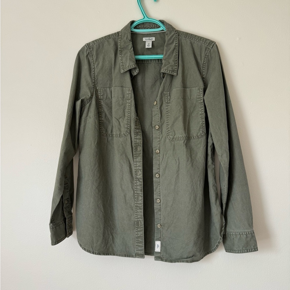 LL Bean Button Up